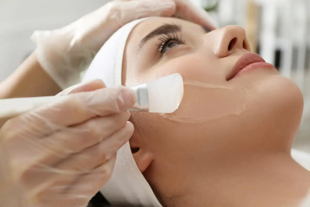 Chemical Peels by Pen Plastic Surgery in Salisbury MD