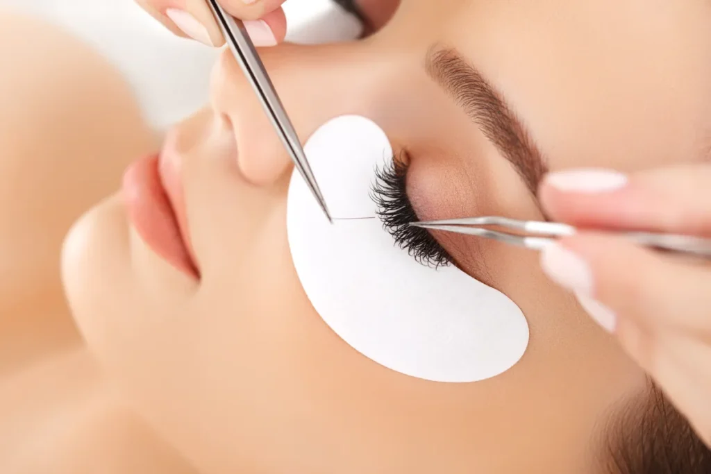 Eyelash extension | Peninsula Plastic Surgery | MD and DE